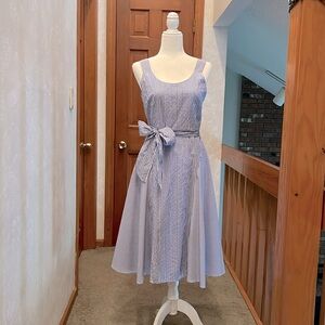 Beautiful A-shape midi dress, size 6